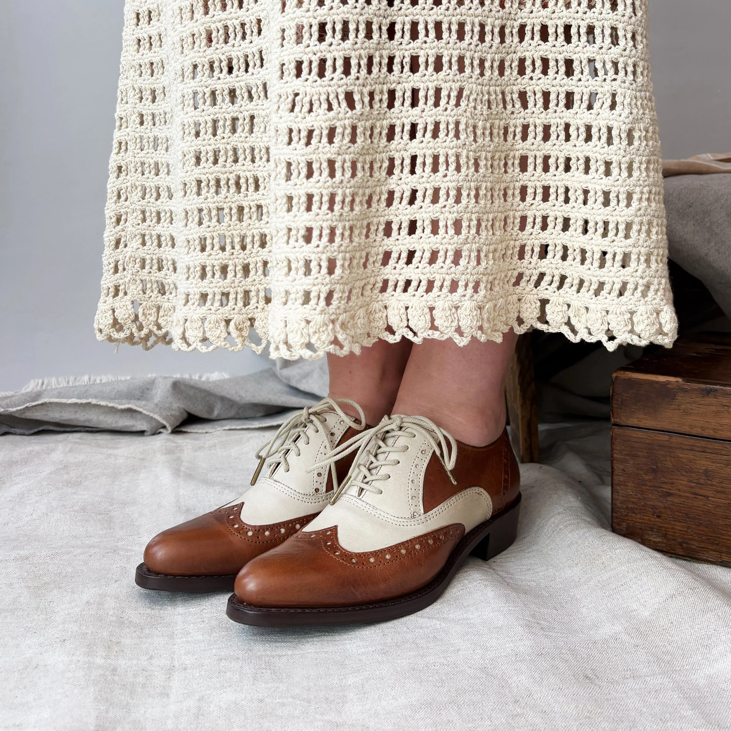 wingtip_two_tone_modeled4.jpg