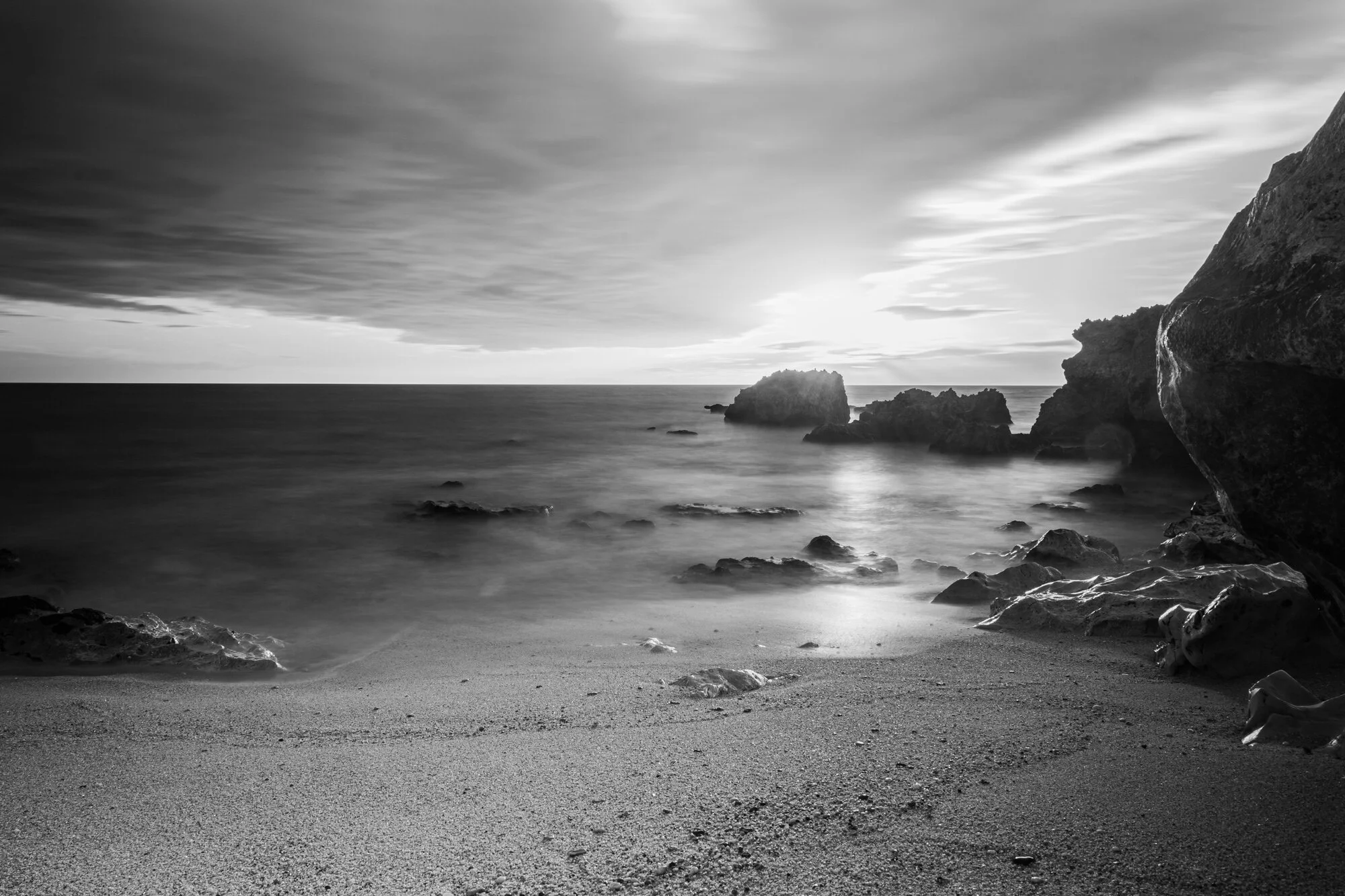 Eavaristo_Beach_LongExp_B&W-03.jpg