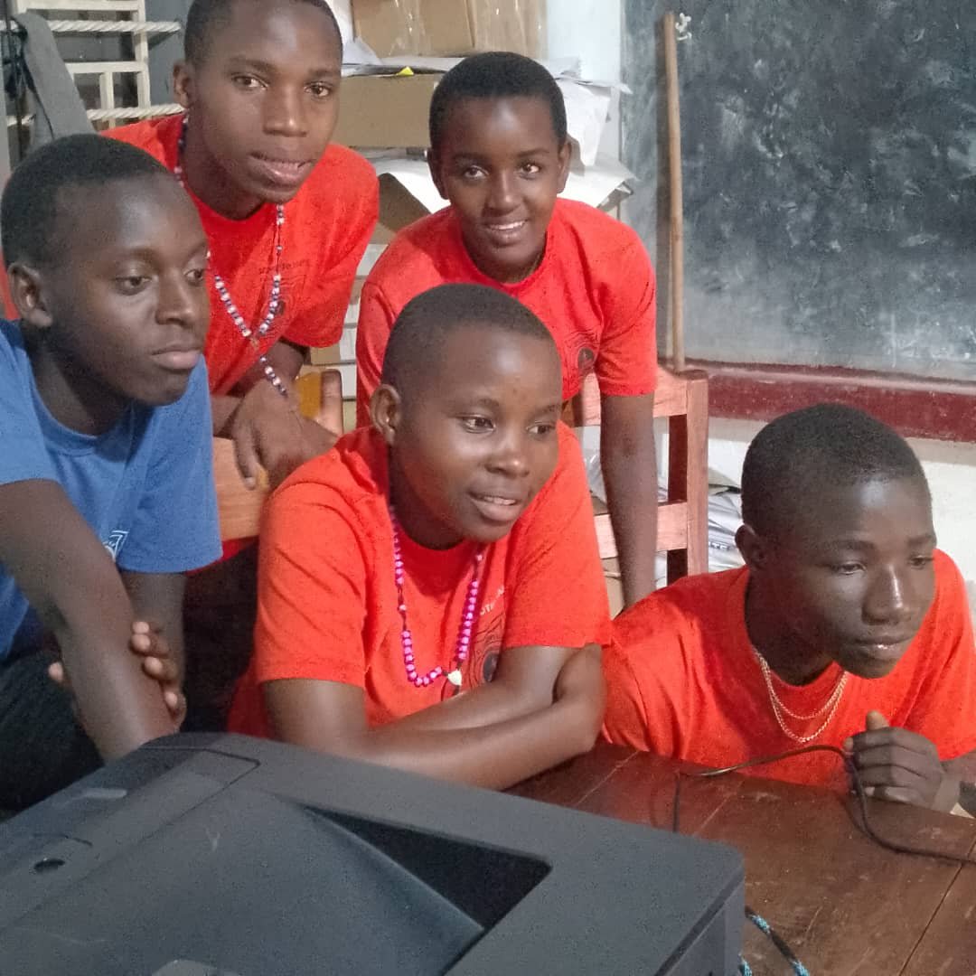 NEWSLETTER PHOTO - UGANDA STUDENTS.jpg