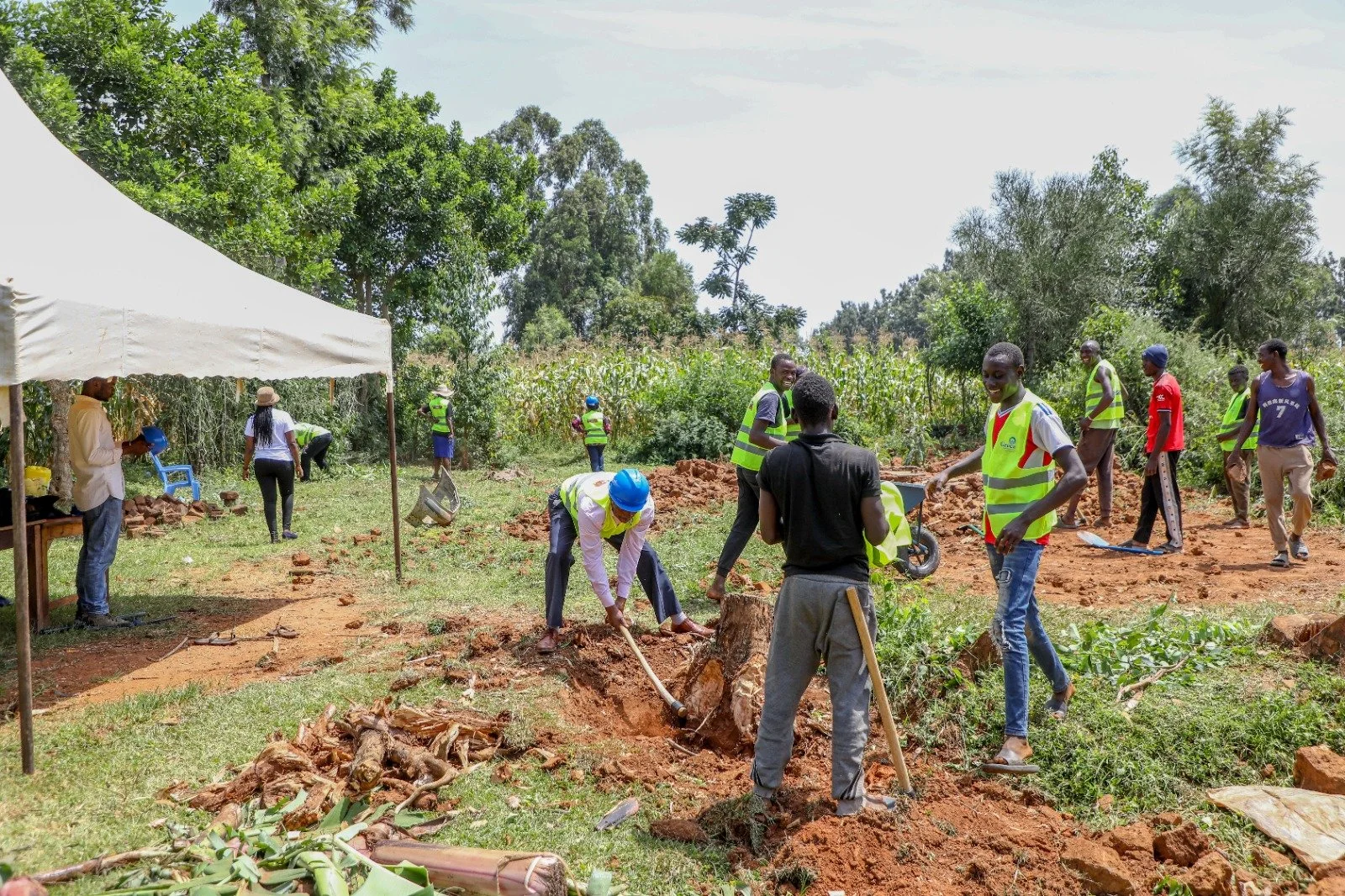 SIKUSI COMMUNITY CENTER GROUND BREAKING 2.jpg