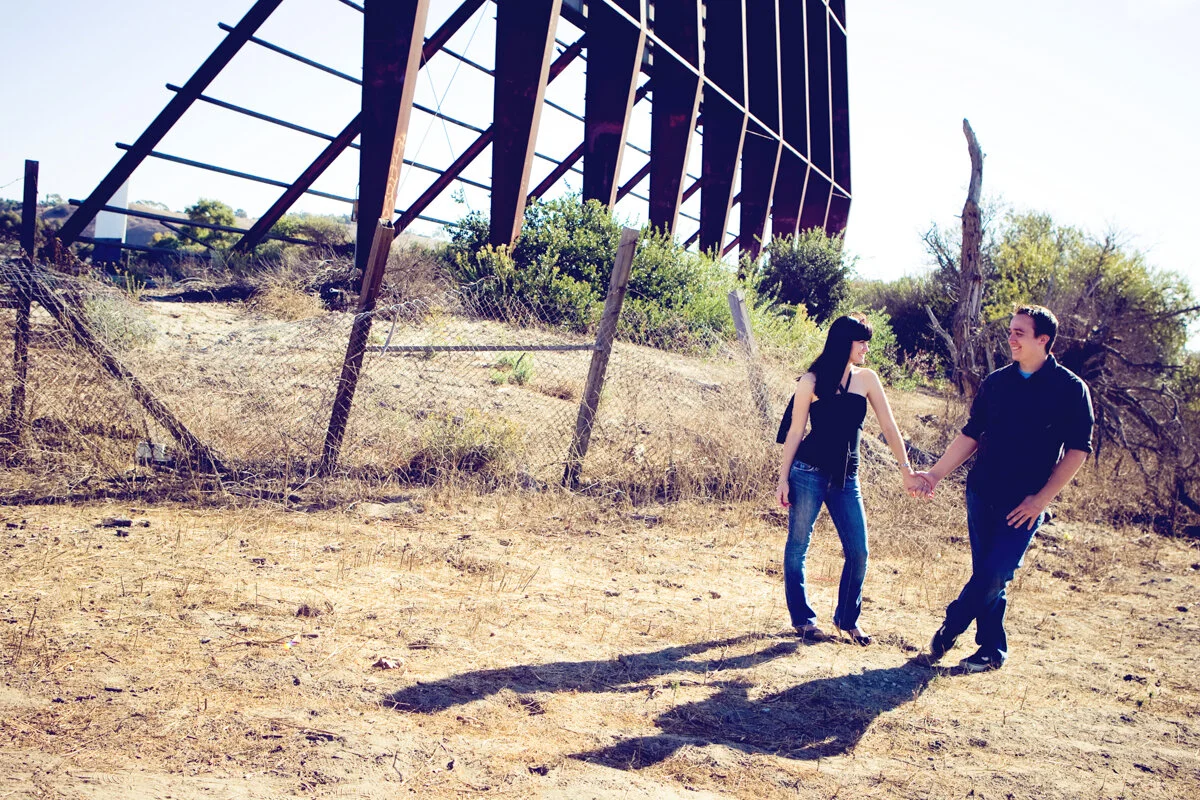  Artistic wedding photography and lifestyle photography by Maurice Wright. Modern wedding pictures and destination wedding photography for San Diego, Southern California and beyond. 