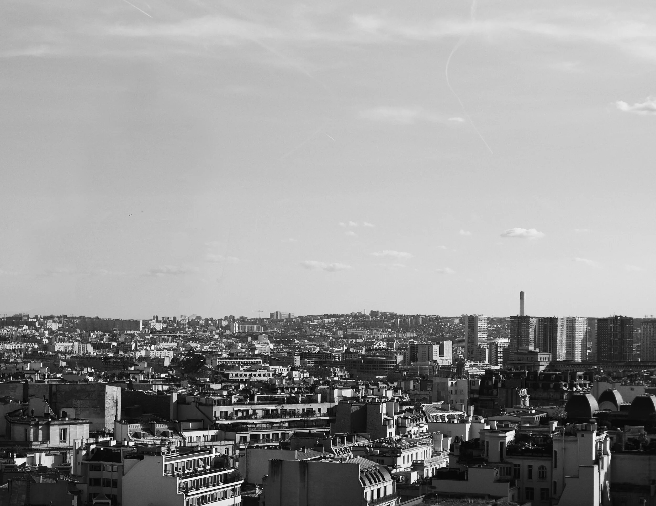 eiffel tower gone.jpg