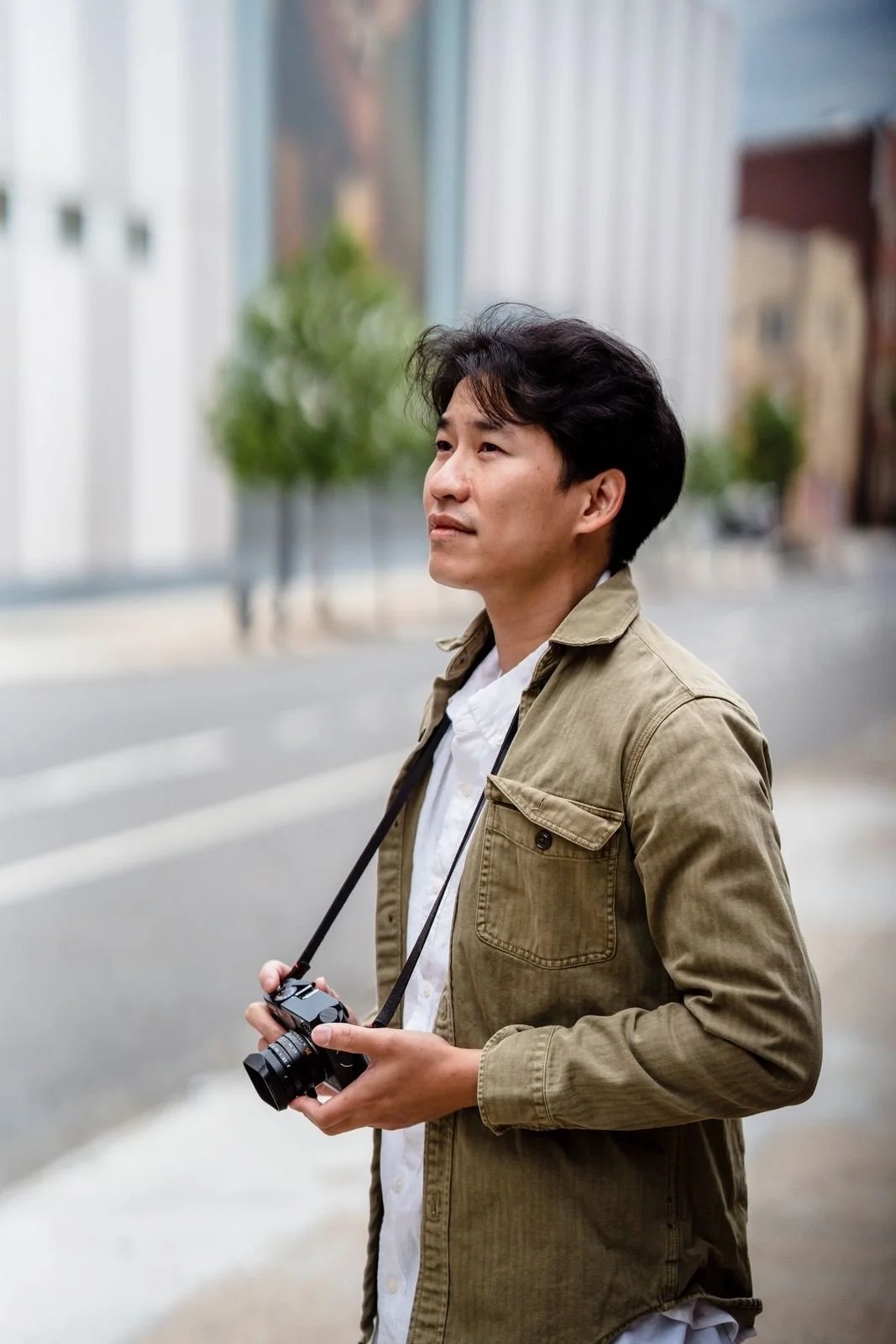Environmental Portrait Photography: 7 Pro Tips for 2026