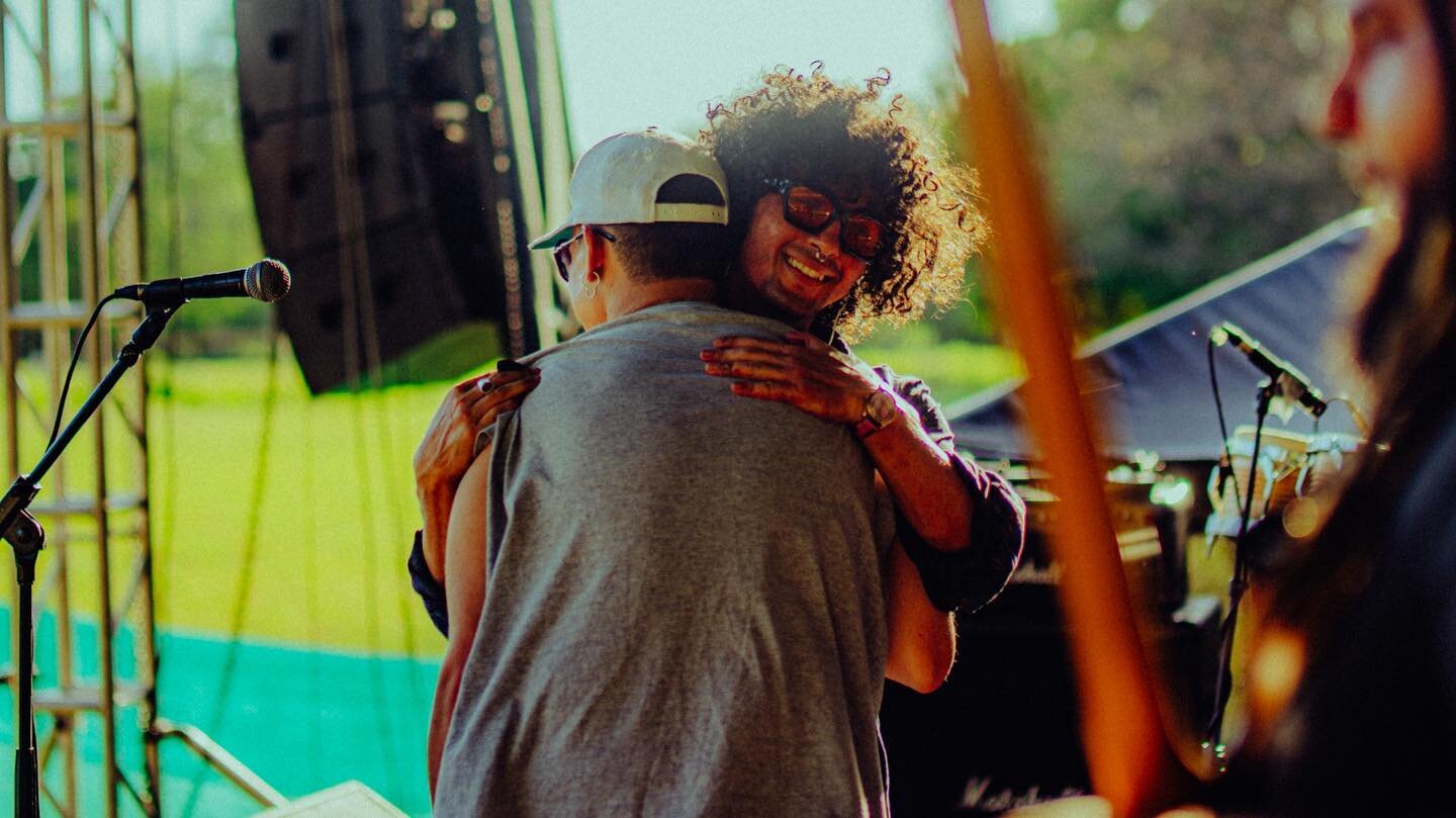 Amor, siempre amor 💙

Salud por todos esos momentos m&aacute;gicos que hemos creado como comunidad en el Caricaco 🥂

📷 @isra.eltodografo y @alevalencianophotography