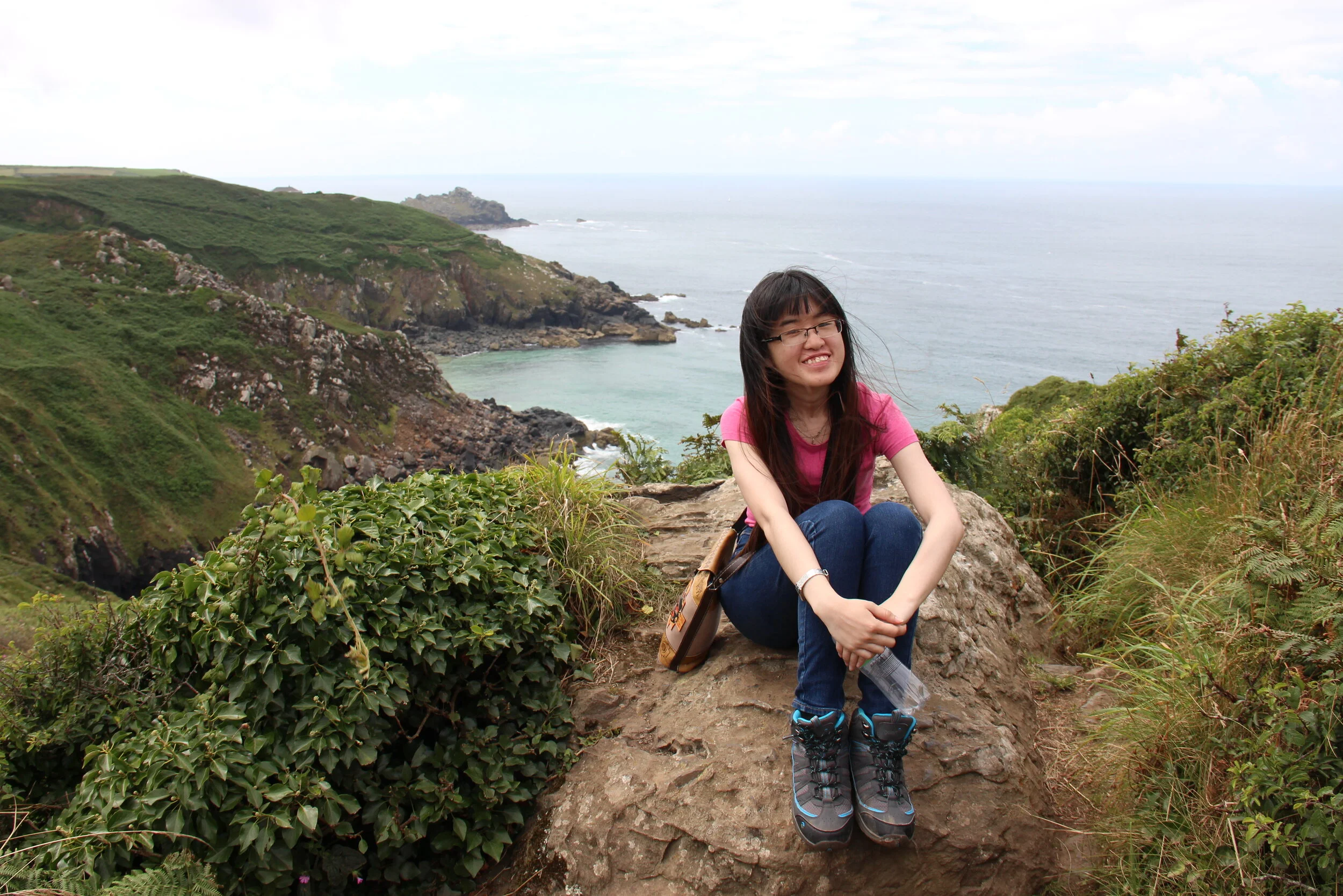 Adlyn from Malaysia, studying Technology research, computer sciences)