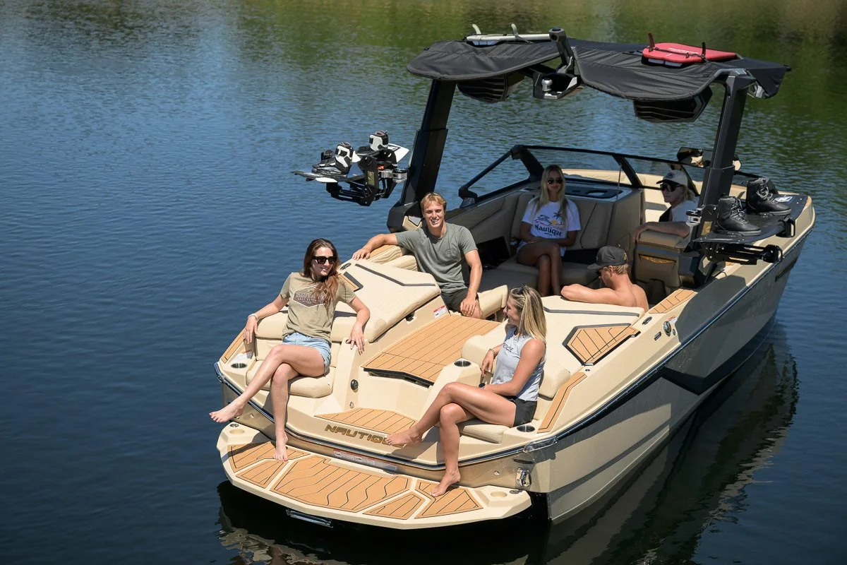 How the Super Air Nautique Performs on the Water Compared to Other Wake Boats