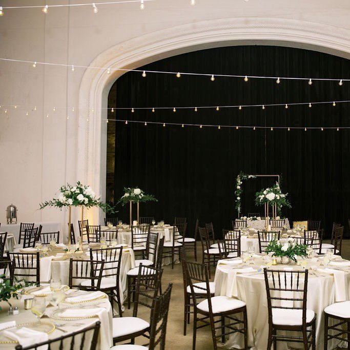 While we love the vibrant &amp; rich colors that each season brings, there is just something so timeless about a minimal color palette. 

#HappeningsByKambria #HBK #TampaWedding #WeddingColor #WeddingColorPalette #WeddingDecor #TampaBayWedding #Weddi