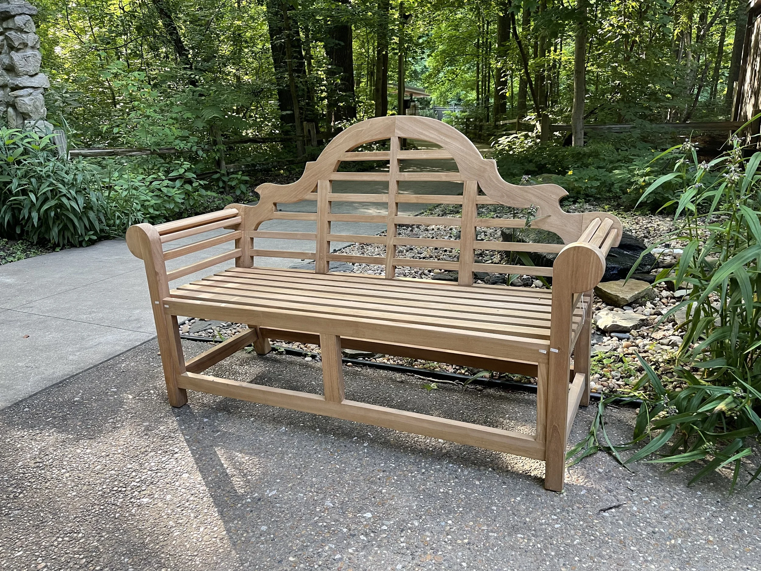 Bench4.jpg
