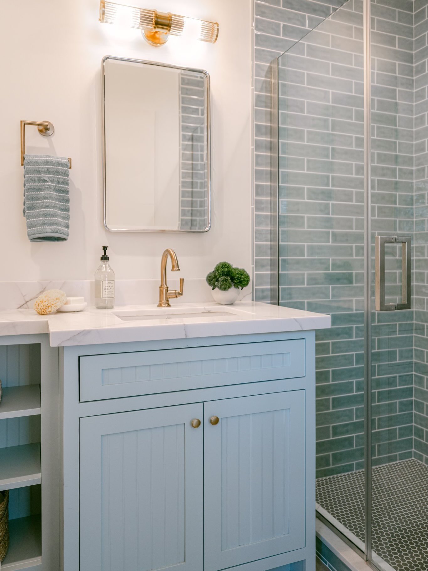 Sometimes the smallest spaces make the biggest impact. ✨

This charming little bathroom was once a small walk-in closet! At our Palmer Street project in downtown Napa, this adorable cottage serves as a second home for our clients. While they don&rsqu