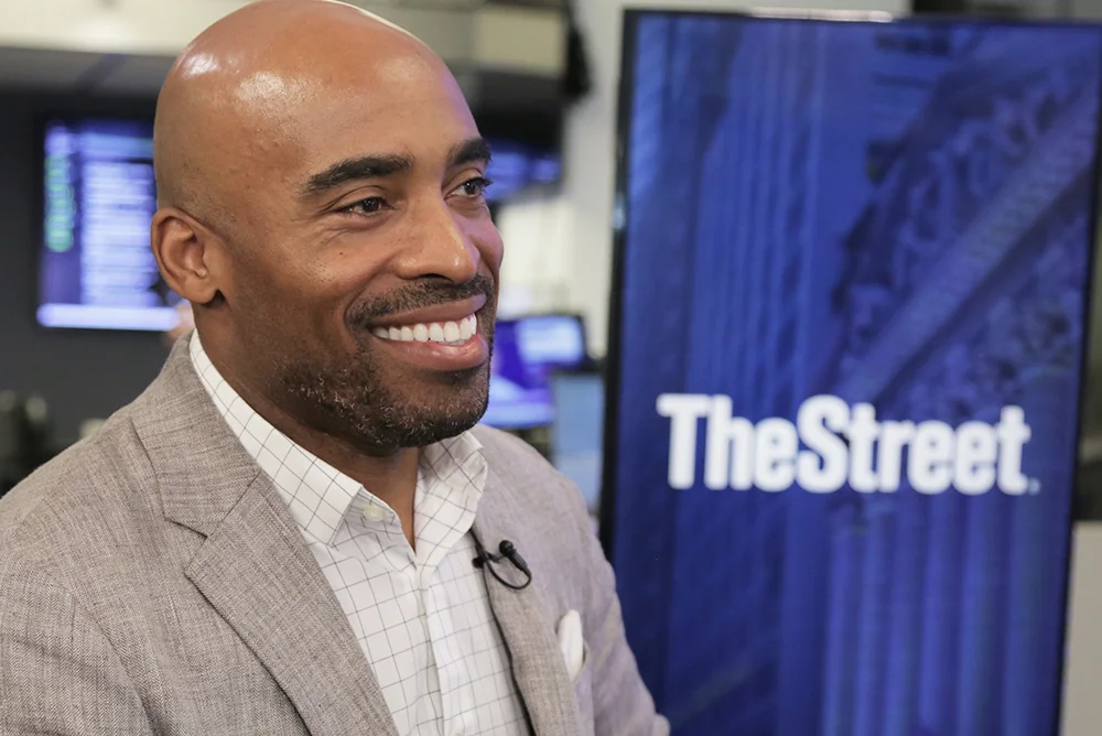 Tiki_Barber.jpg