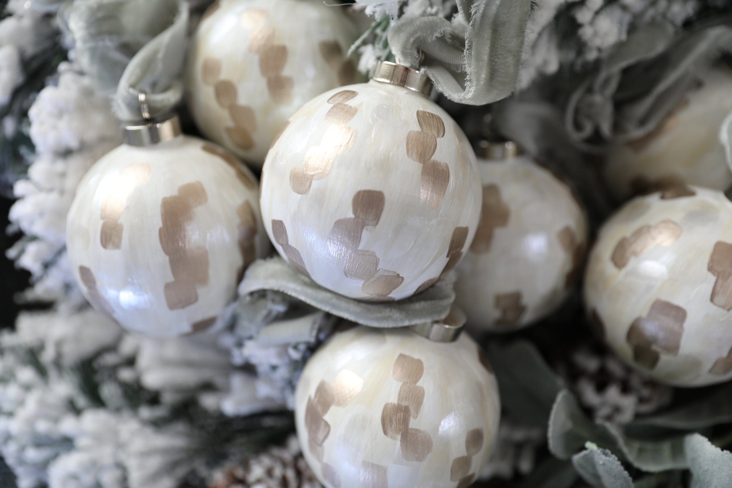 Champagne Sisters.JPG