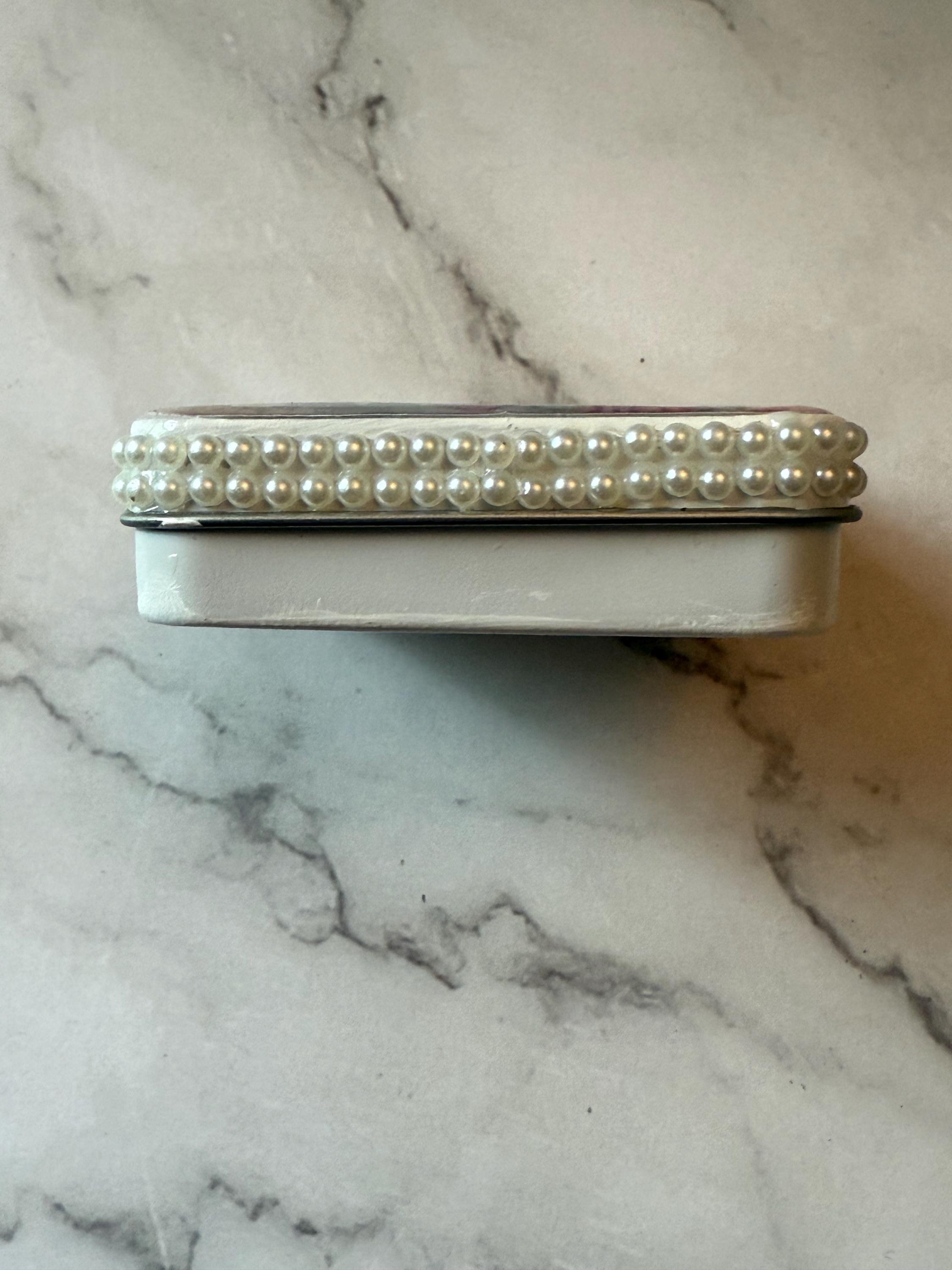 https://i.etsystatic.com/21160445/r/il/473564/7034158666/il_fullxfull.7034158666_3ix5.jpg