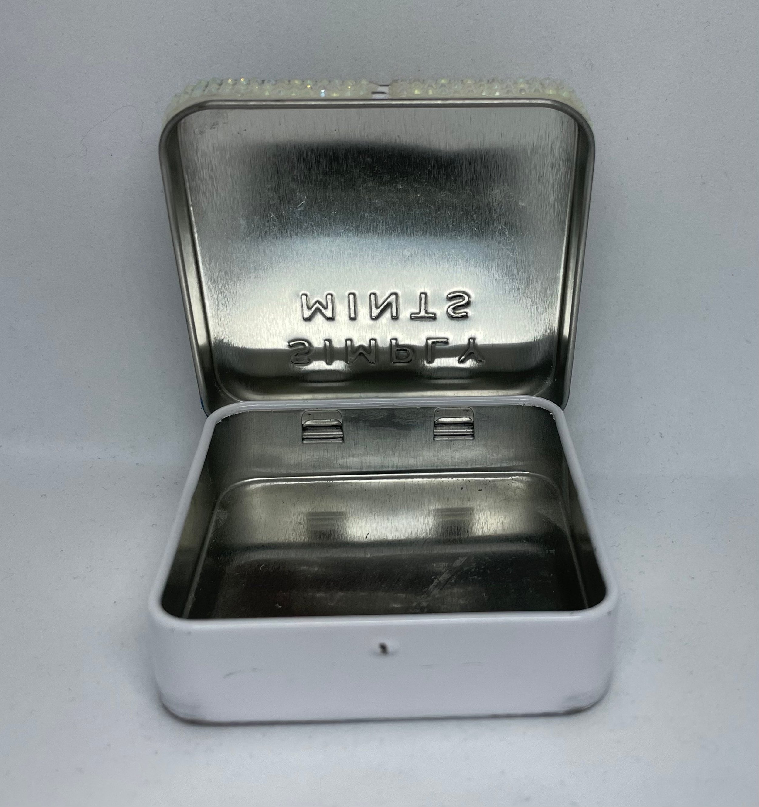 https://i.etsystatic.com/21160445/r/il/02677b/3233041951/il_fullxfull.3233041951_amez.jpg