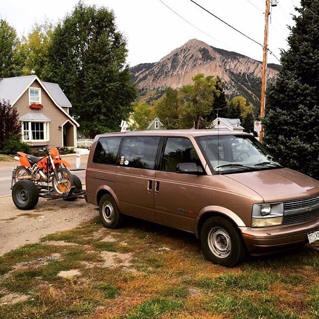 Here&rsquo;s @jaysaybay &lsquo;s old &lsquo;98. He&rsquo;s rollin in an &lsquo;03 now.⁣
⁣
&ldquo;I live in Colorado and my Astro is incredibly important for my lifestyle,&rdquo; he said. &ldquo;I own an art installation business and haul oversized ar