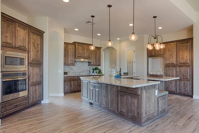 tahoe_ash_kitchen_1.jpg