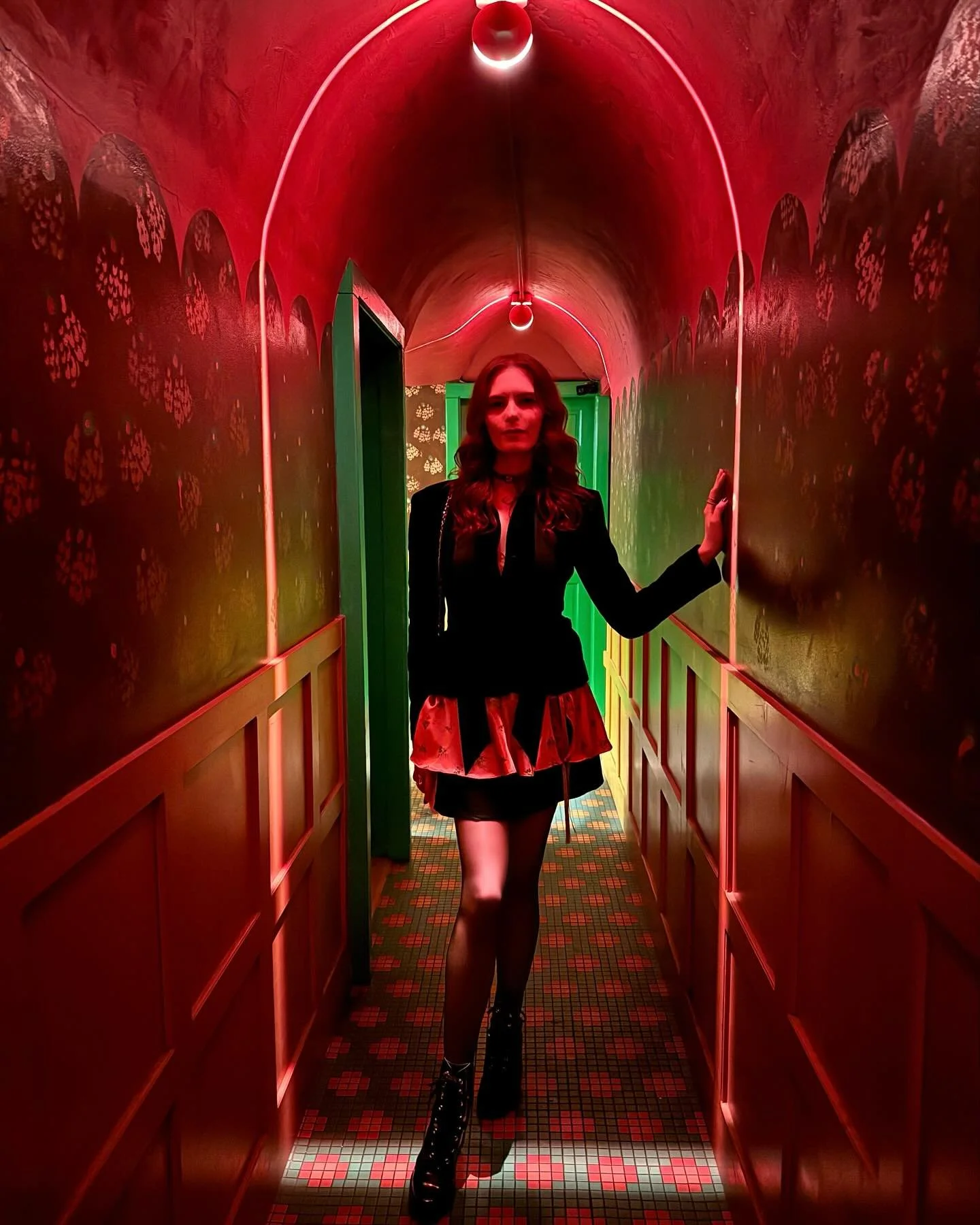 Solar return hijinks ✨🎀🌞🏮🍰✨ 
🍒 photo credit: @evillbrie