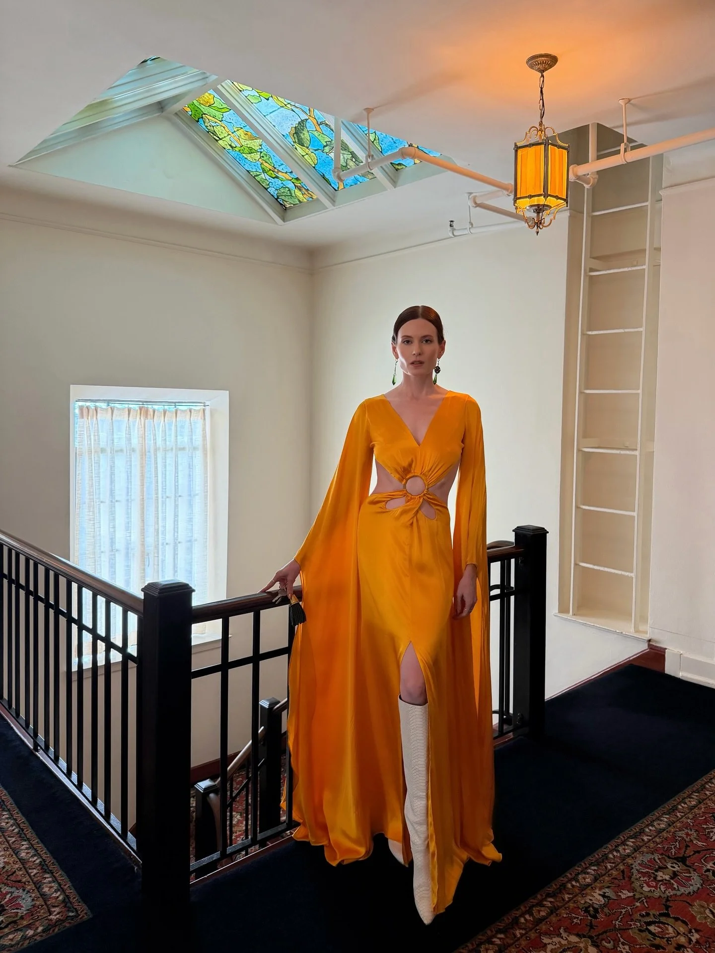 Communing with the ghosts of Hollywood past and my beautiful west coast babes ✨