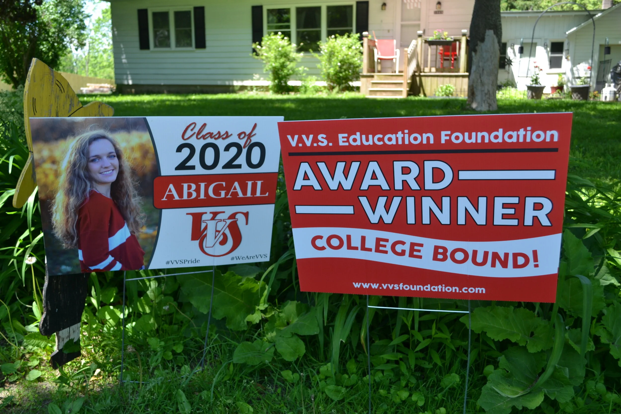 2020 Scholarship Recipients get Drive-by Honors! In Photos 