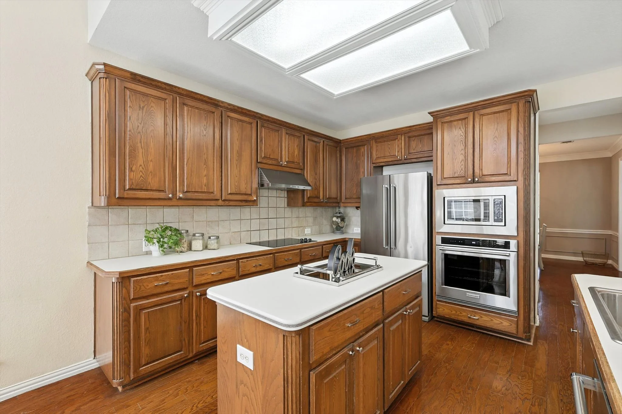 09-603 Eagle Trail Interior Edit Final9.jpg