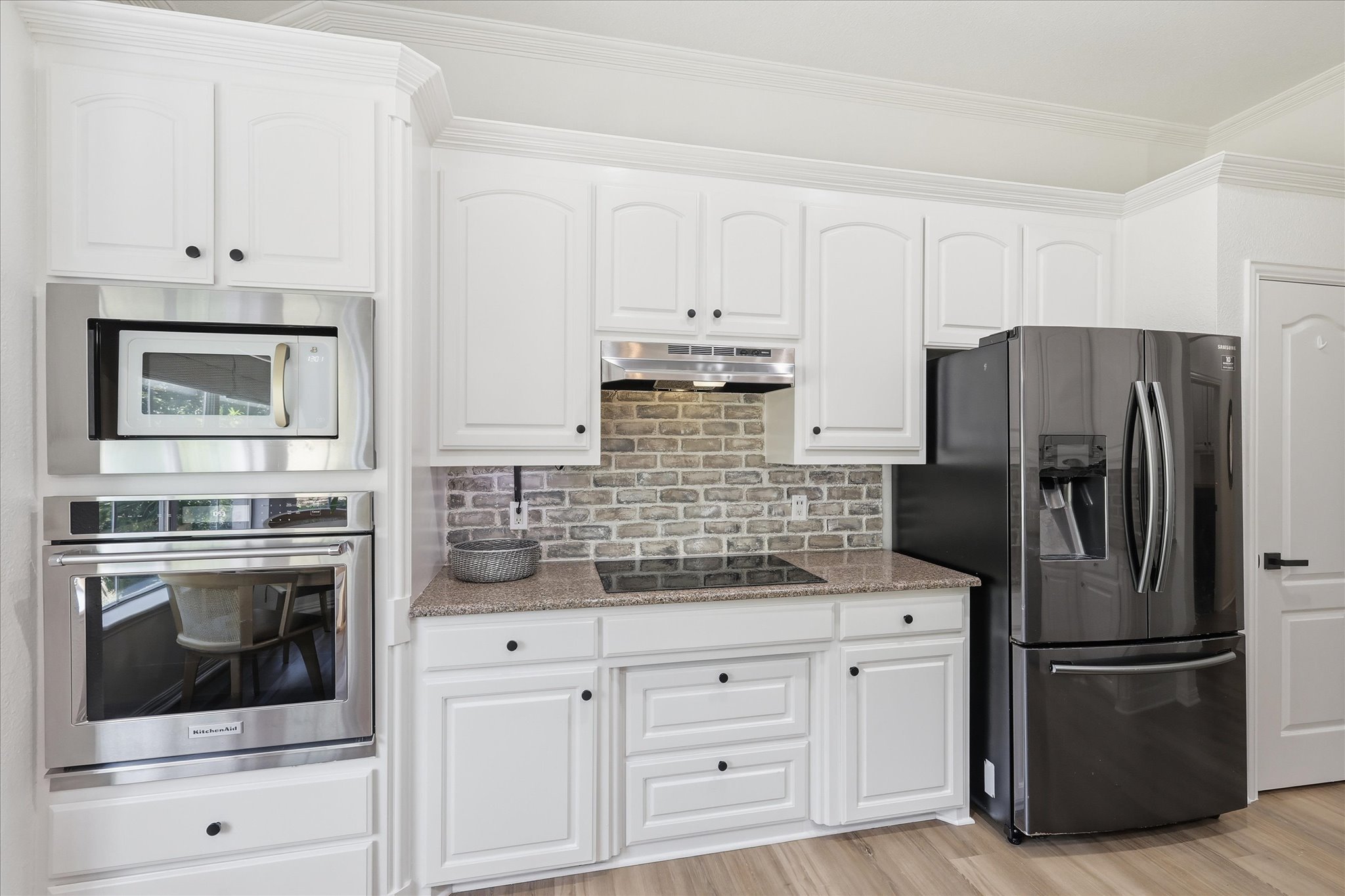 26-1205 Countryhill Dr_026.jpg