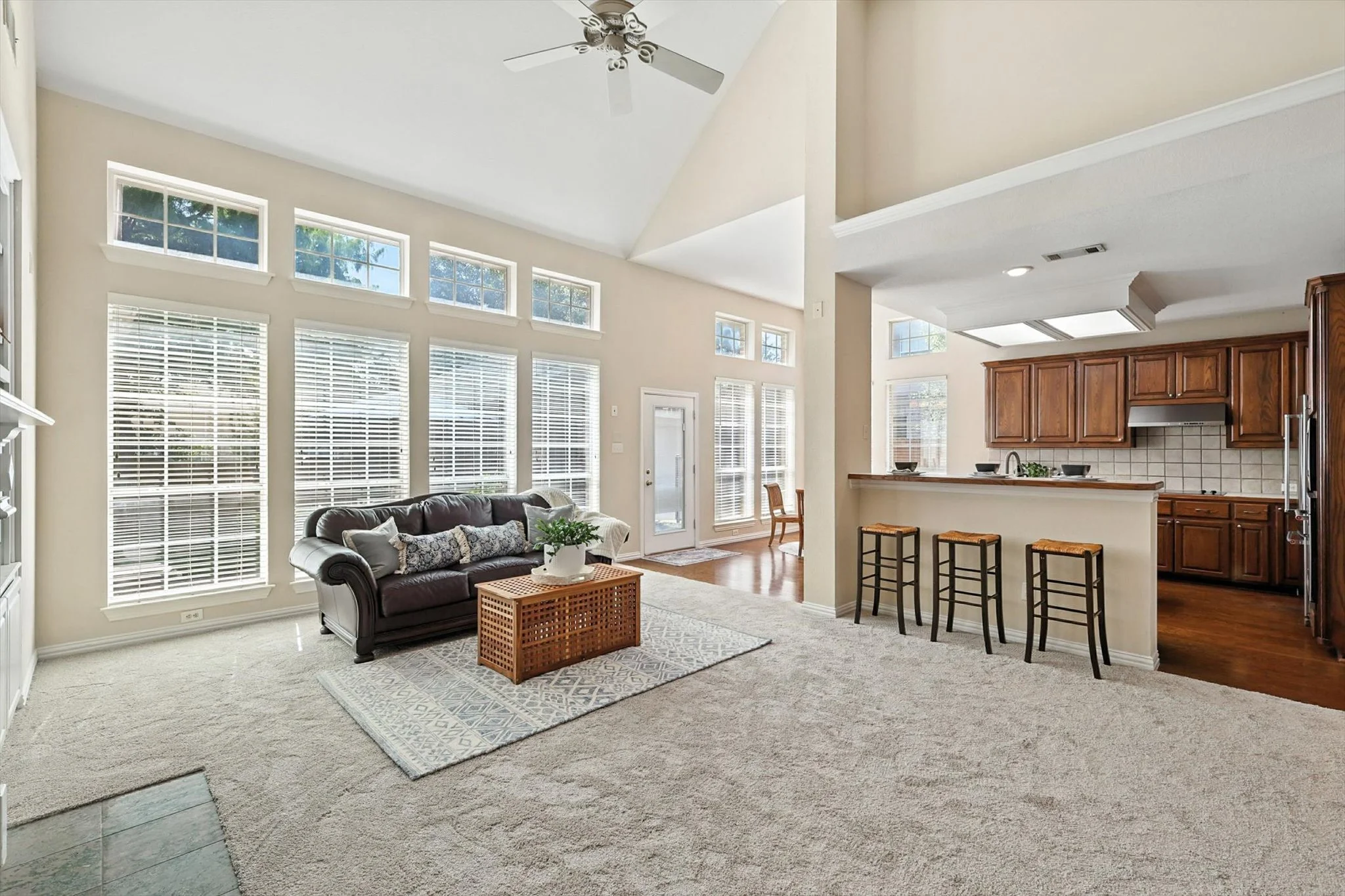 06-603 Eagle Trail Interior Edit Final5.jpg