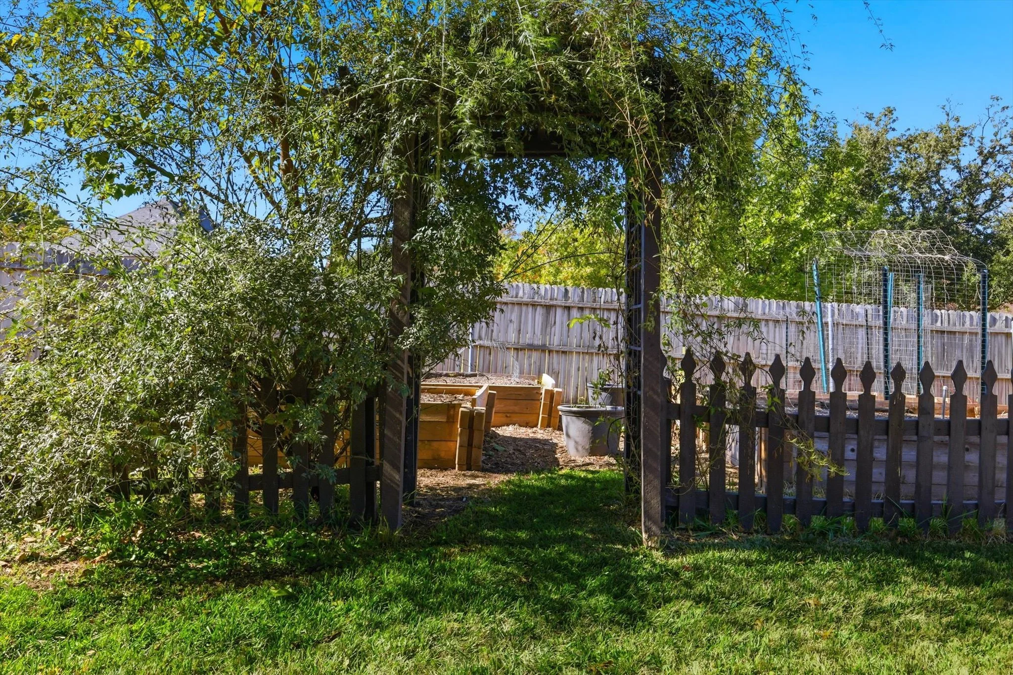 41-1512 Rockwood Dr Final-41.jpg