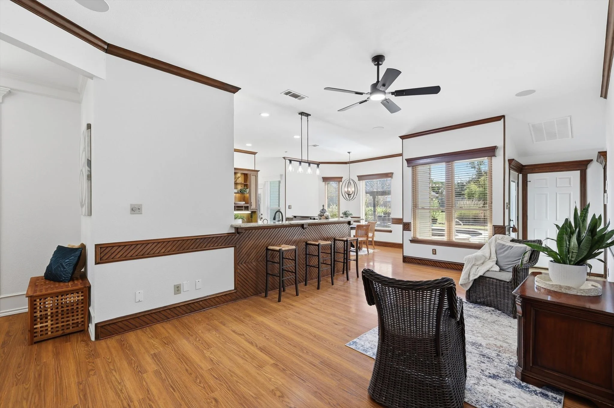 12-1512 Rockwood Dr Final-12.jpg