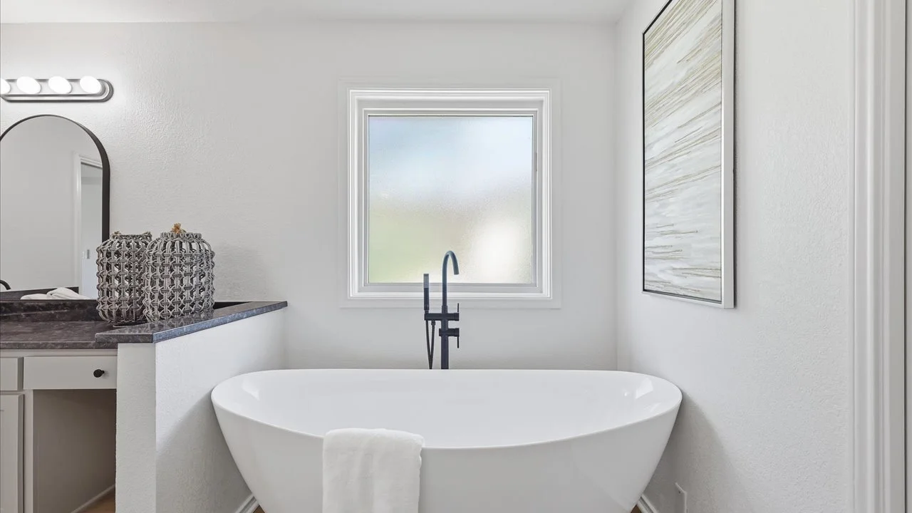 047-4027 Fairway Dr_048.jpg