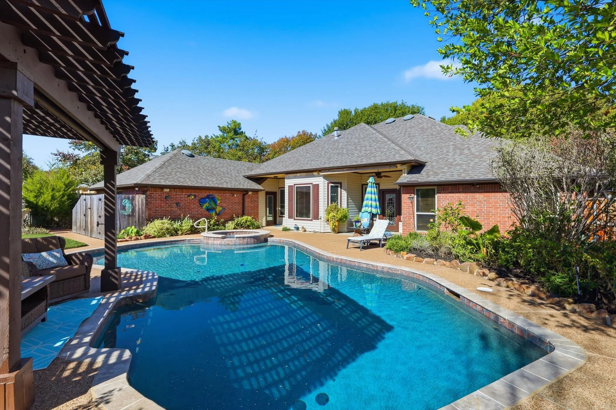 34-1512 Rockwood Dr Final-34.jpg