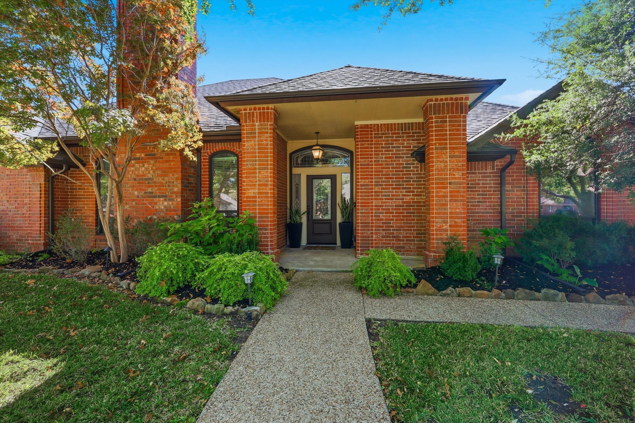 04-1512 Rockwood Dr Final-4.jpg