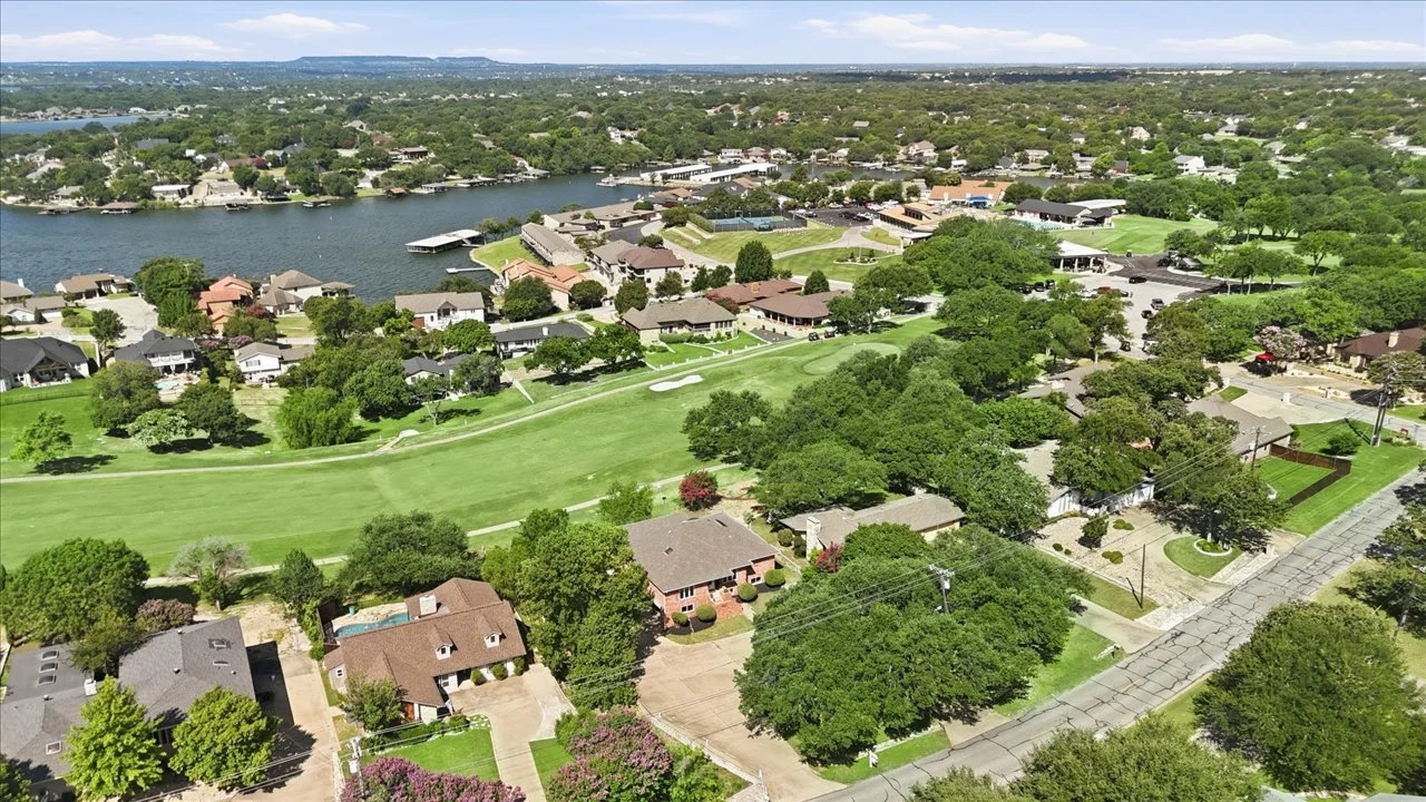 083-4027 Fairway Dr_084.jpg