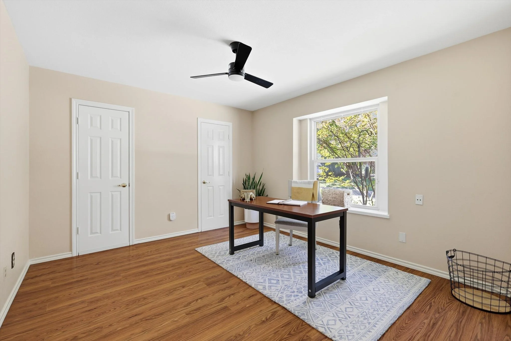 30-1512 Rockwood Dr Final-30.jpg