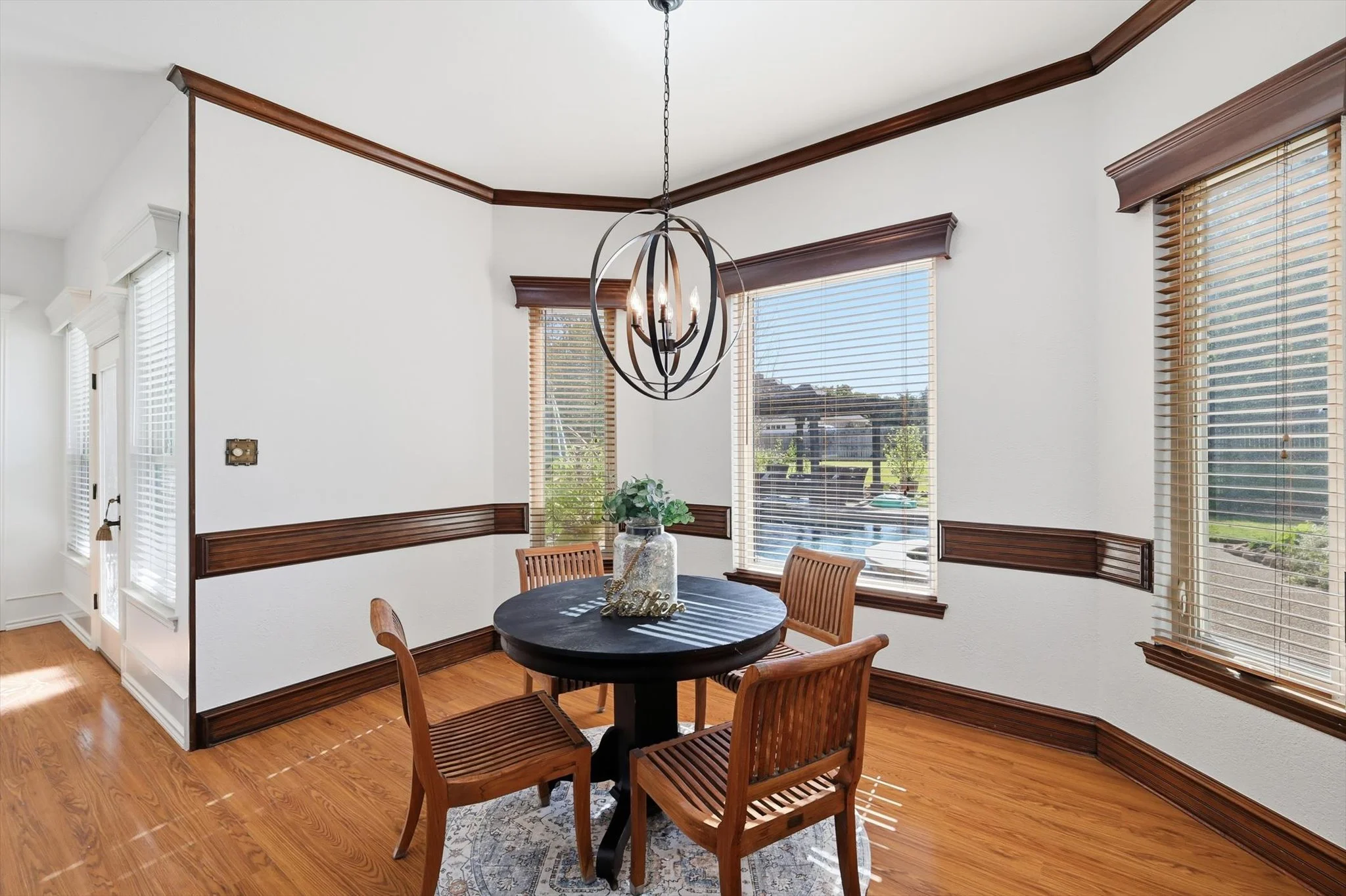 19-1512 Rockwood Dr Final-19.jpg