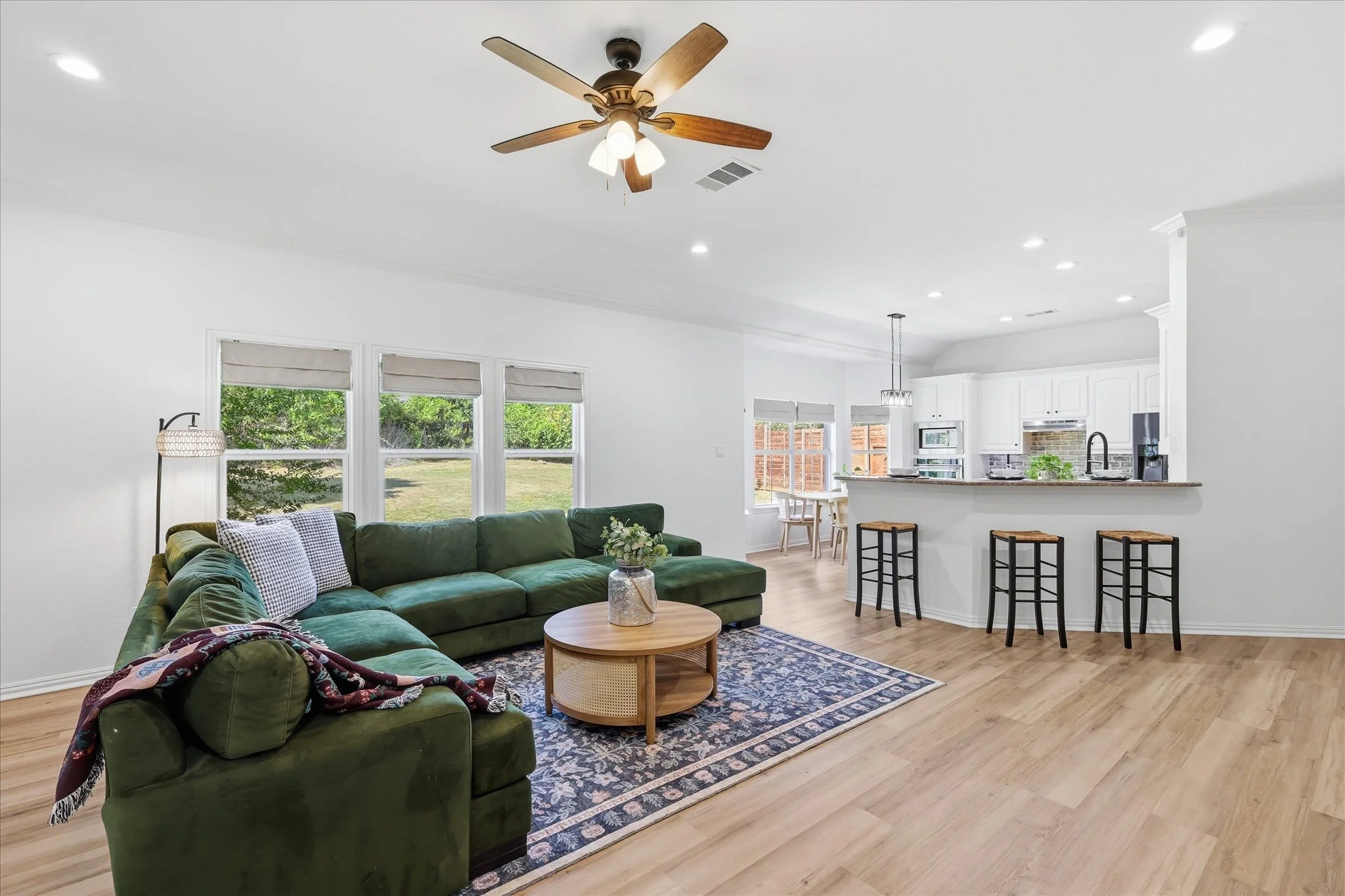 13-1205 Countryhill Dr_013.jpg