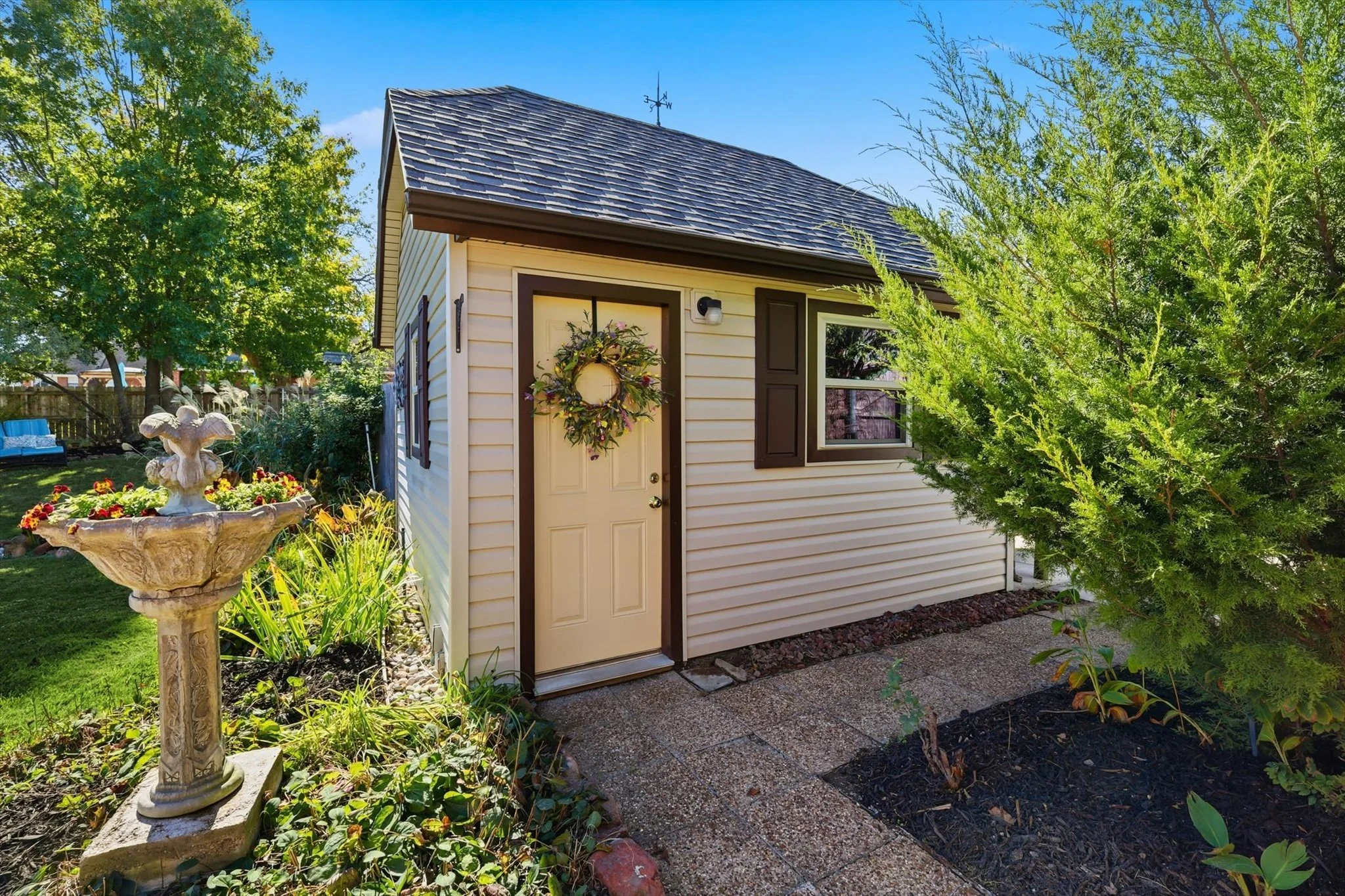 36-1512 Rockwood Dr Final-36.jpg