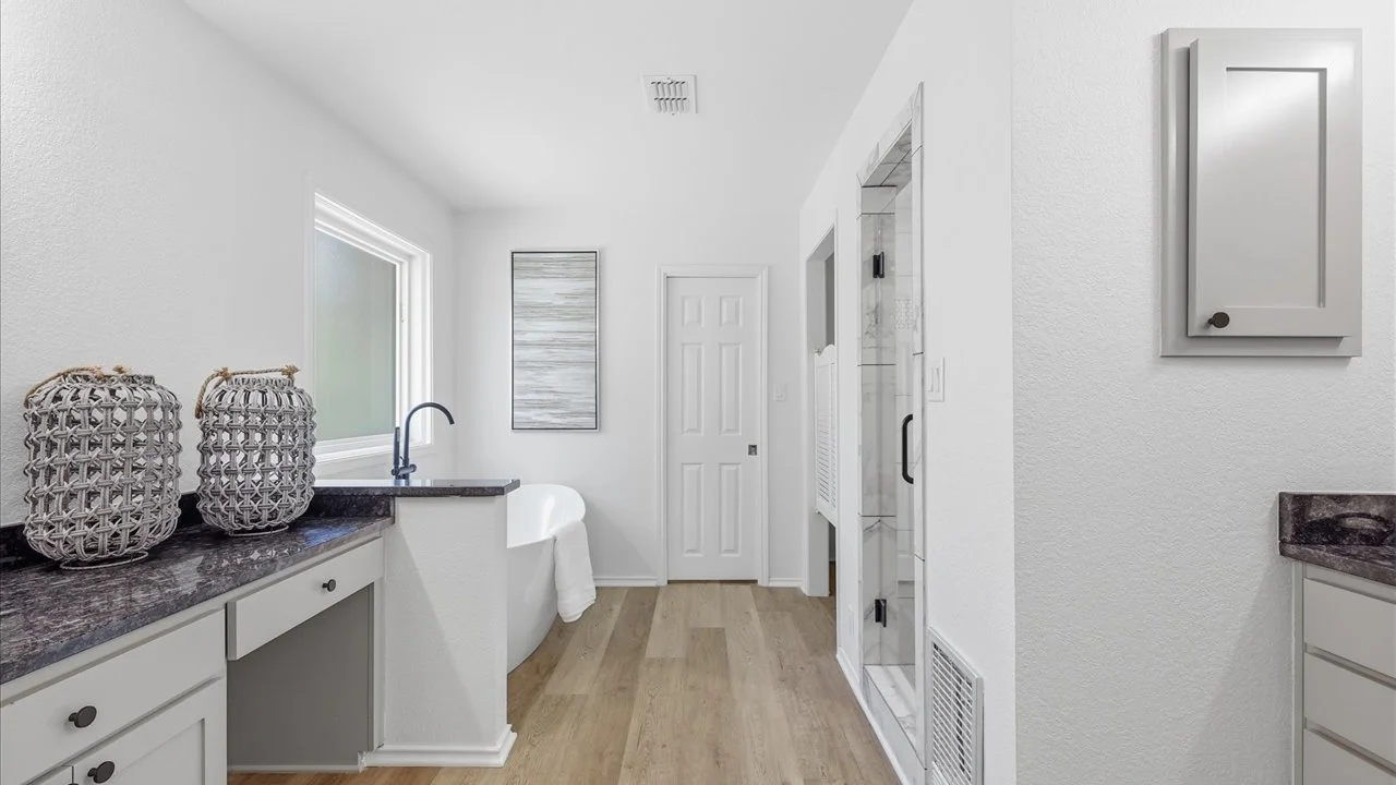 042-4027 Fairway Dr_043.jpg