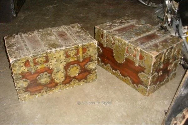 Replica Parliament Chest