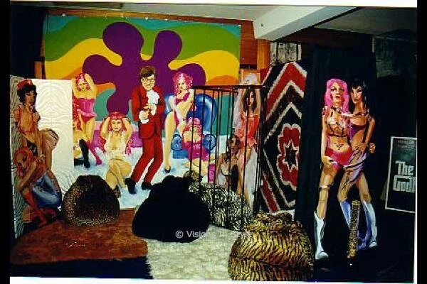 1970s Austin Powers Backdrop &amp; Go Go Girl Cutouts