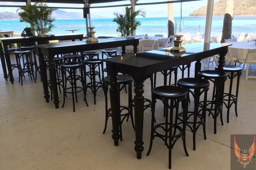 Black High Gloss Gallery Table