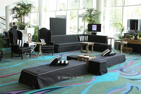 scblkfurn-whitepiping43.jpg
