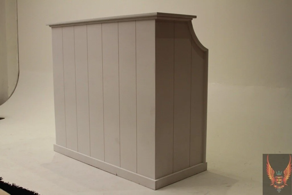 White Gin Hamptons Bar