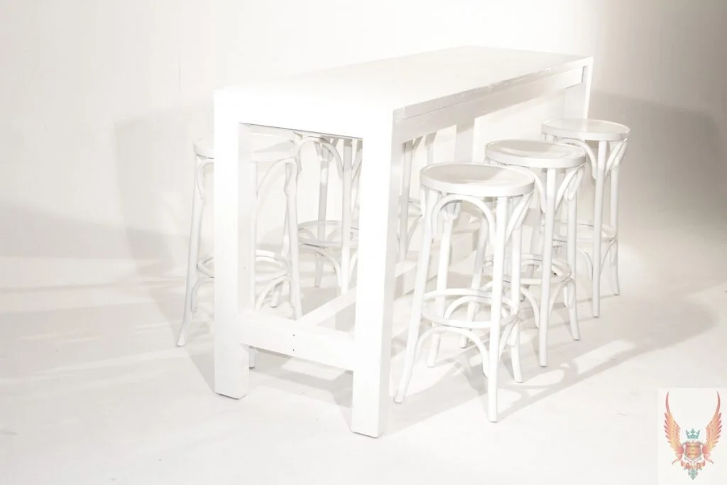 Hamptons Gallery Table