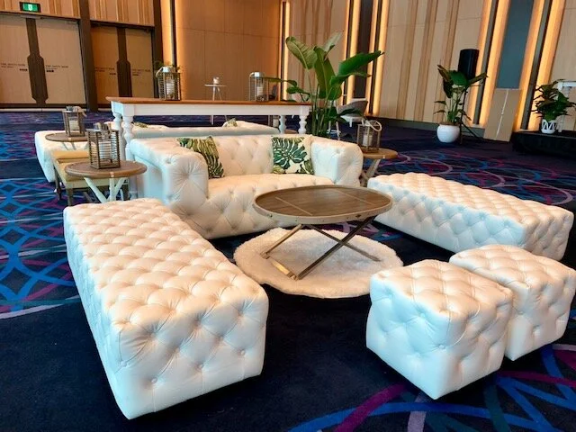 Chesterfield White 2-Seater Couch