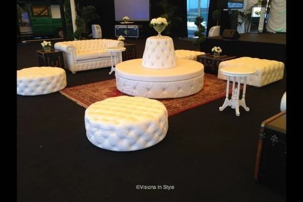 White Leather Foyer Seat