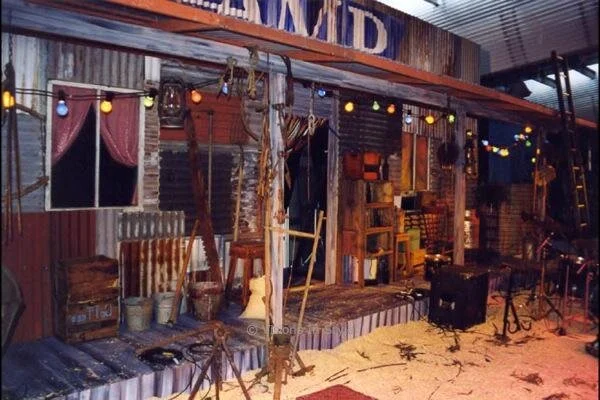 Outback Homestead Facade