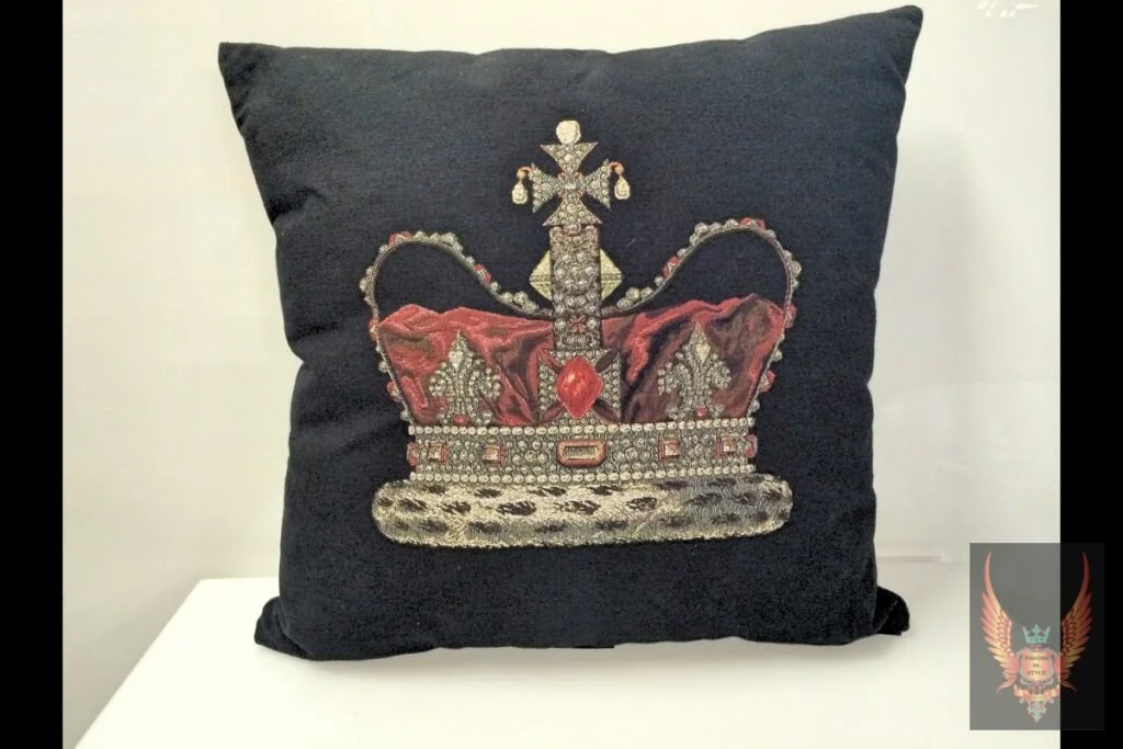 Royal Cushion