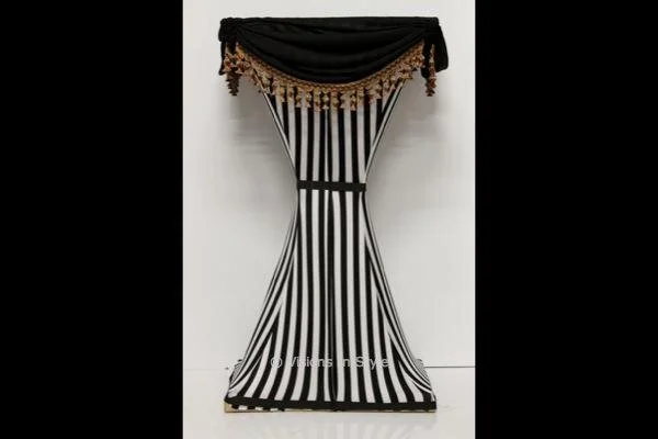 Cabaret Striped Podium