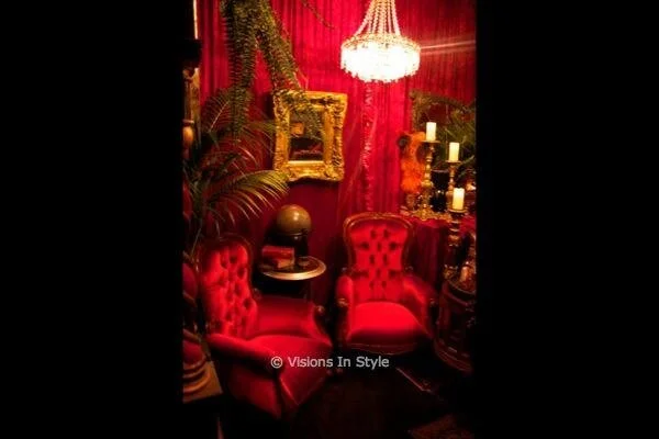 Red Velvet Grandfather Chair