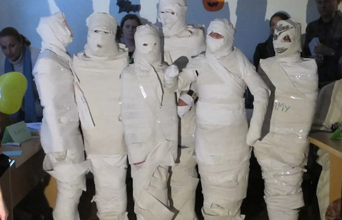 Mummy Wrapping Competition