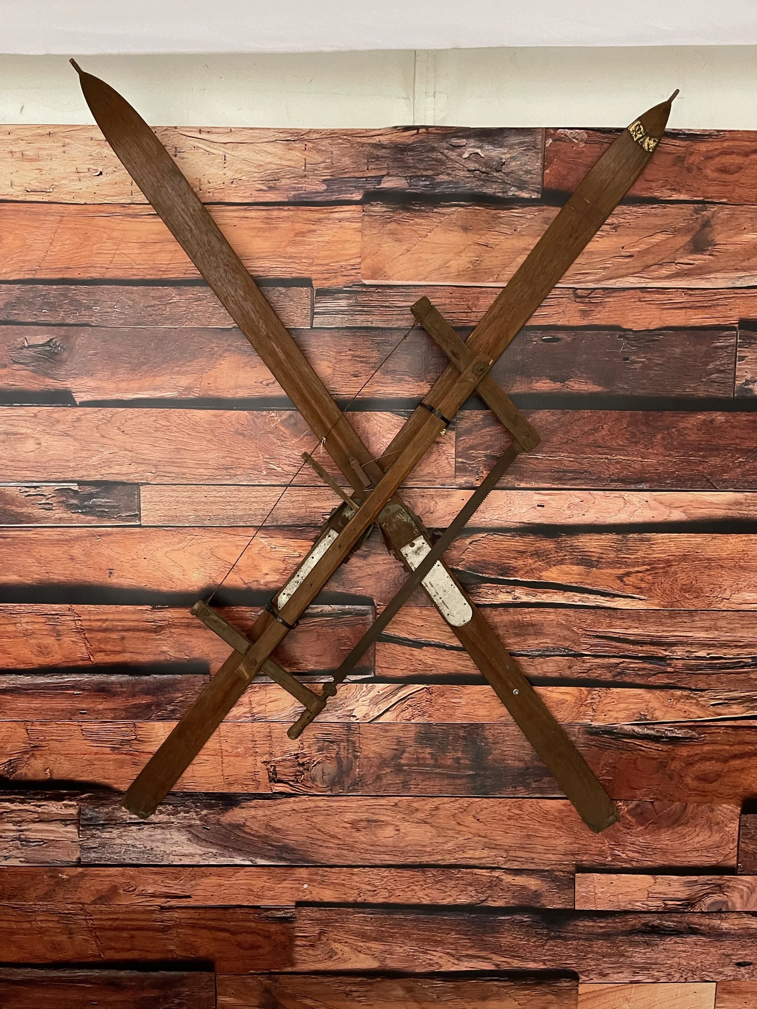 Vintage skis.jpeg